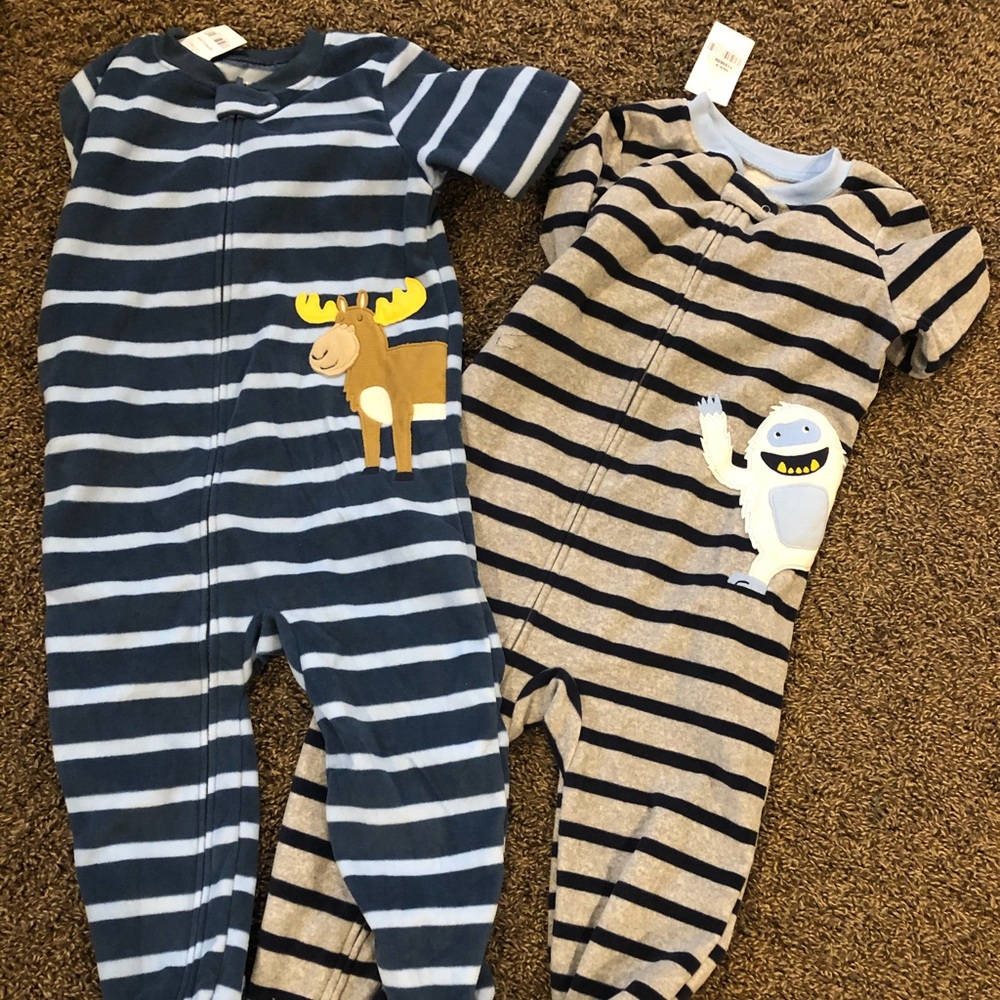 NWT Carter’s pajamas 4t (2)